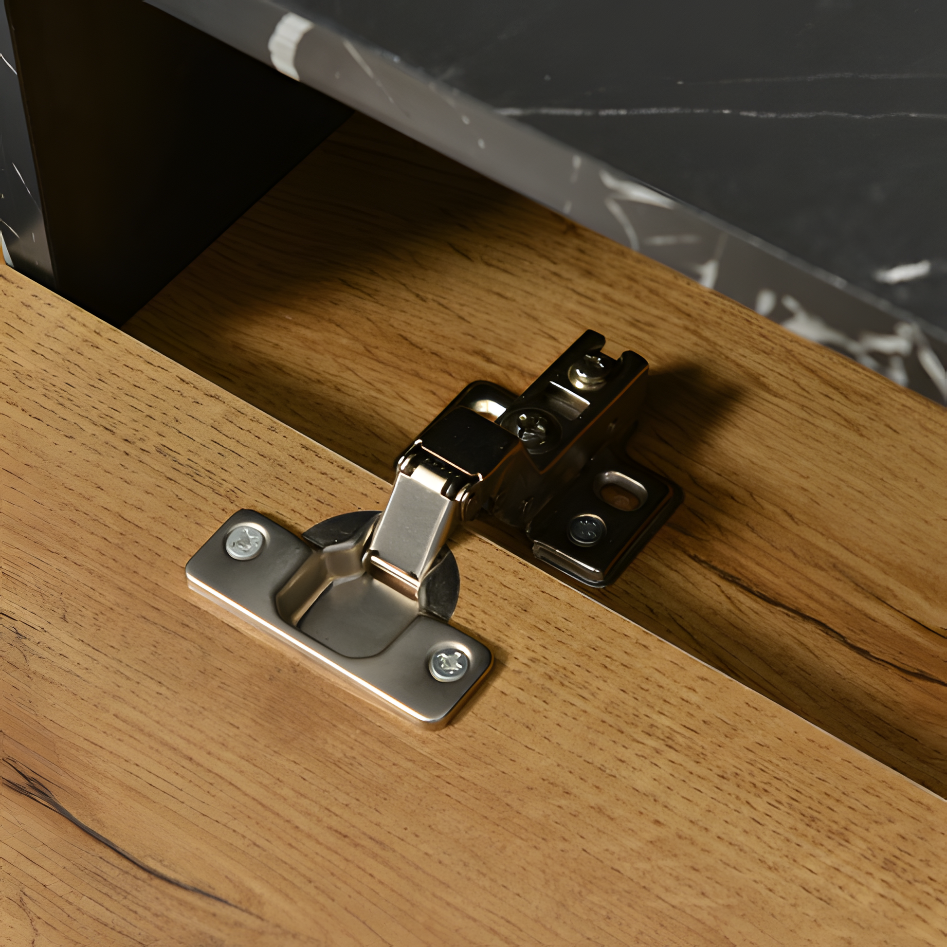 TV-Board „Moderno“ – 129 cm in Marmor-Holzoptik mit Eisenbeinen