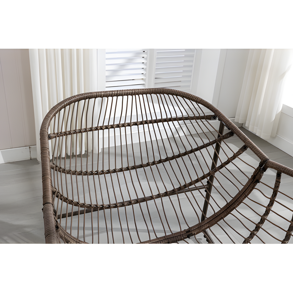 „NORDLOUNGE“ – Outdoor Wicker Schaukelstuhl mit Polsterung
